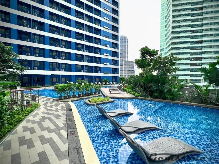Air Residences Condominium Deluxe Manila Exterior photo